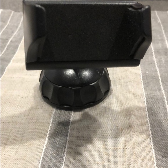 Dashboard mount - Picture 1 of 3